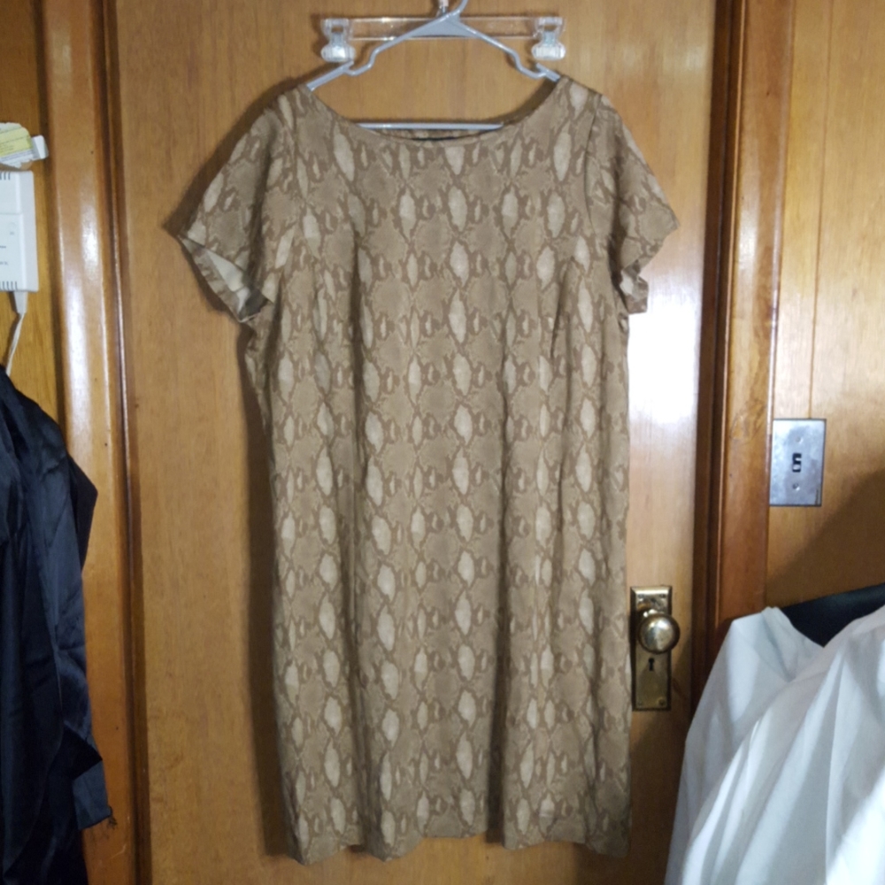 Lauren-Ralph Lauren gently worn dress